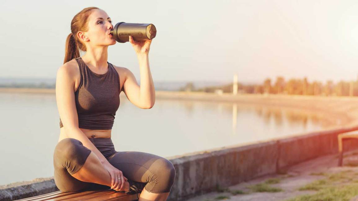 ¿Demasiada proteína de suero causa efectos secundarios? 1 Batido de proteínas para adolescentes